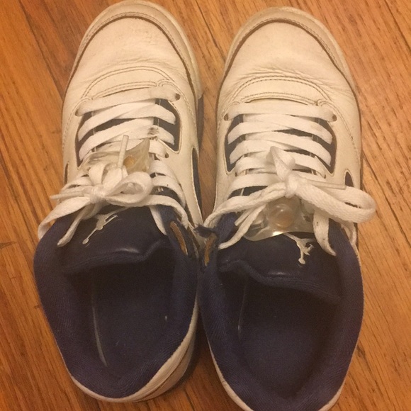 Jordan Shoes - Jordan. US 5Y.